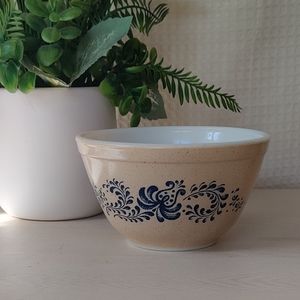 Vintage Pyrex Homestead Speckled Tan and Blue Mixing Bowl